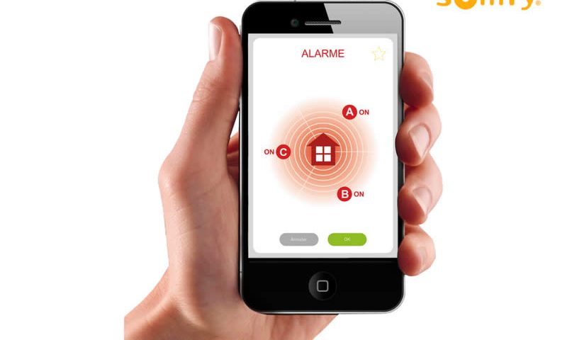 Interface smartphone alarme pour effectuer des réglages Somfy