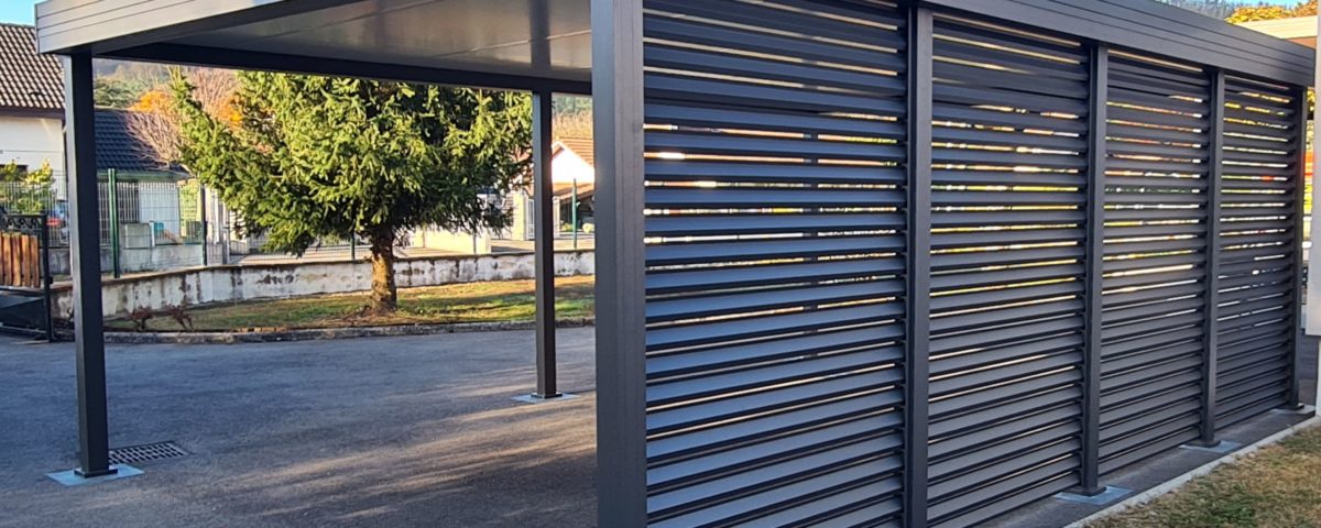 Un carport pour voiture réalisé par Arnaud et Blanc à Têche en isère.