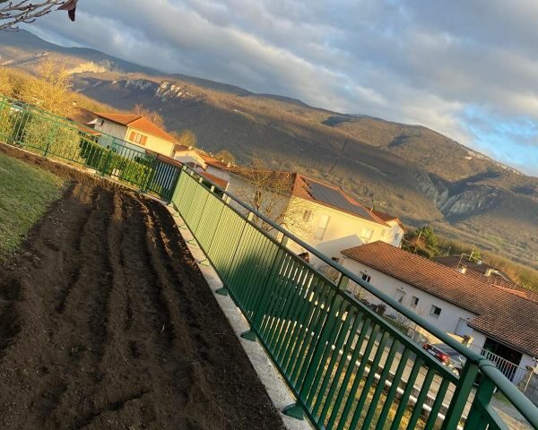 Arnaud et Blanc - garde corps alu sécurise balcon, terrasse